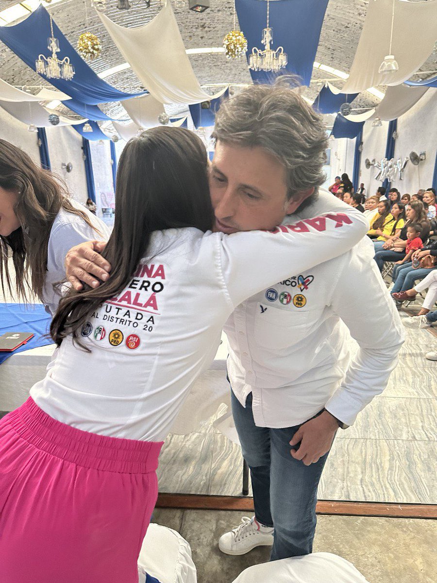 Gracias a la A.C. Mujeres Avanzando en una Sola Voz, por la invitación a la conferencia “Mujeres sin Miedo”, dónde pudimos escuchar a @Rosario_Robles_ y @SoyBlancaAlcala, mujeres con una gran experiencia política. ¡Un honor escucharlas! Es importante saber que durante este…