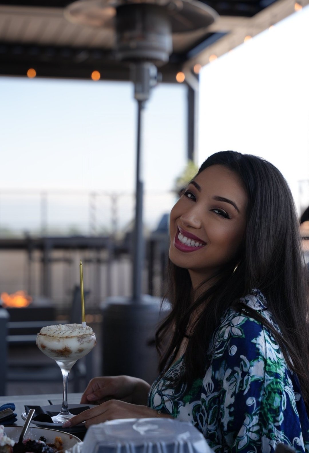 3 pic. Another year down. Happy Me 💖 https://t.co/VQfN7064Iw