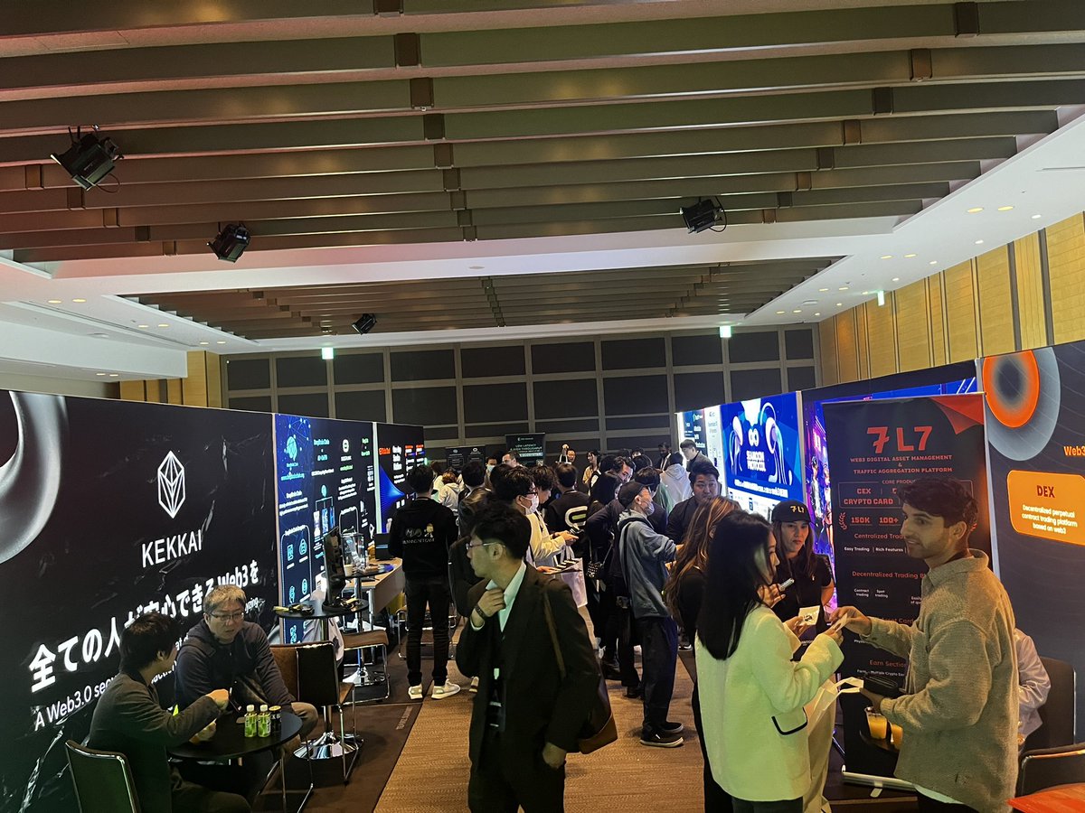 BTC327724622931's tweet photo. 【WEB3/AI SUMMIT3】
今年も虎ノ門ヒルズに行って来た❕
最新の動向等を肌で感じれる貴重な機会なので、ウキウキで楽しんで来たよ❕
抽��で1名に100万円分 #BTC や、スポンサー企業からも色々とあったり、なんだかんだでやっぱり元気ある業界だと再認識😊
#TEAMZ #Teamzweb3 #astar #TRON
#coolbitx https://t.co/QgwmZqndqM
