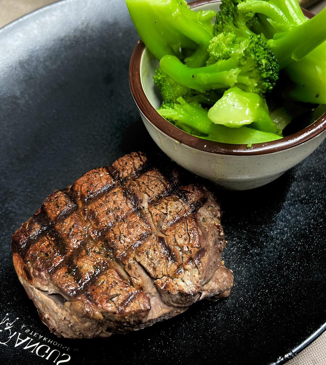 📷AngusSteakandSeafood.com
📷2011 S Kings hwy, Myrtle Beach SC
#angussteakhouseandseafood
#myrtlebeachsteakhouse #myrtlebeachfood
#myrtlebeachfoodie #myrtlebeachrestaurants
#myrtlebeach #northmyrtlebeach