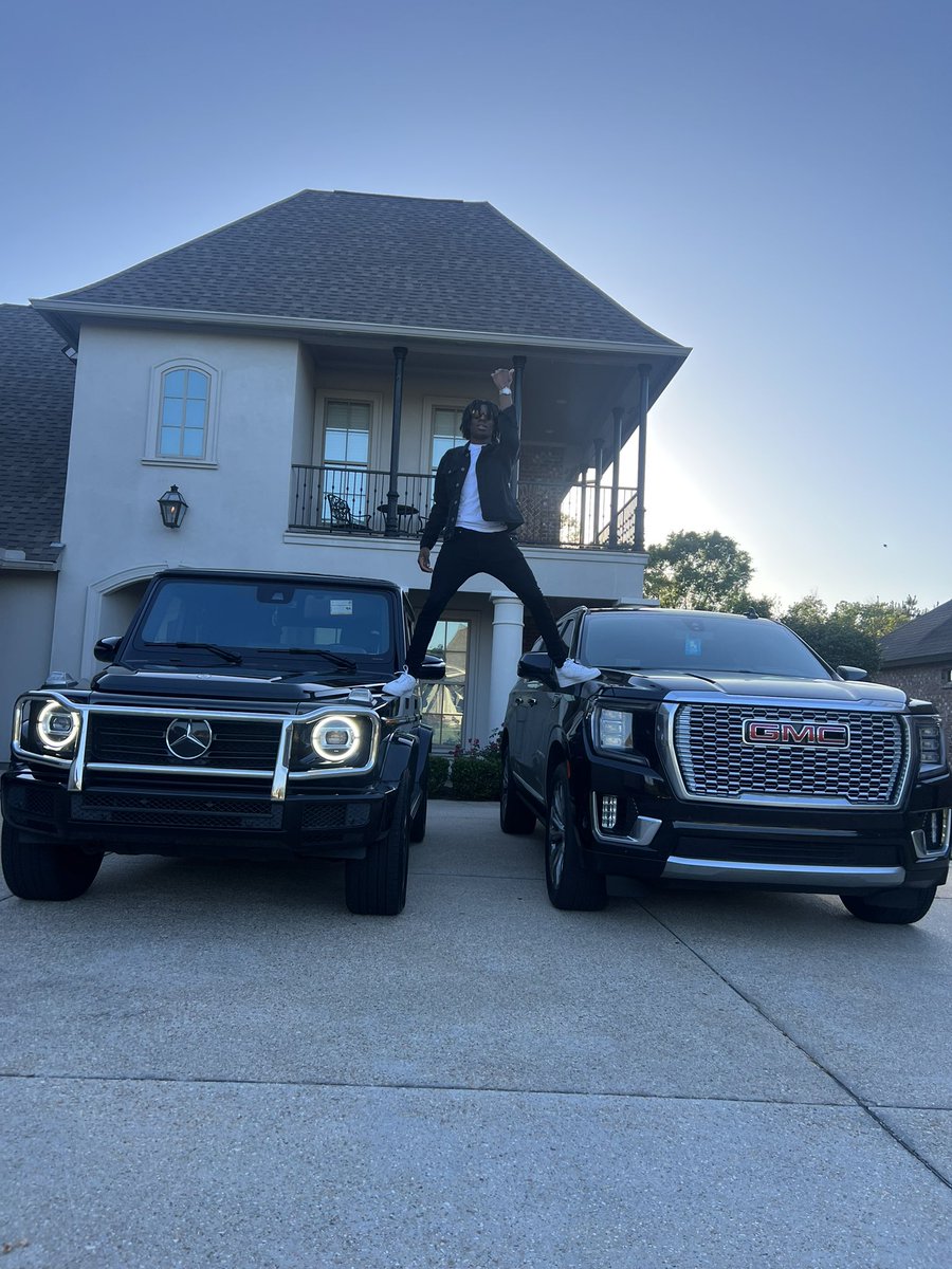 HardBodyYoungin tweet media