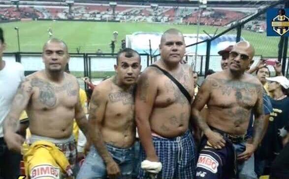 Cuando juega el América y no sabes si estás en el Estadio Azteca o en el Reclusorio Norte