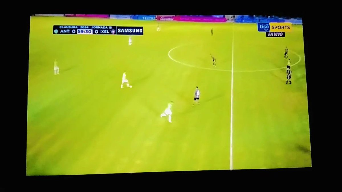 TCL_francis's tweet photo. esta emocionante #liganacional 💥 https://t.co/T45KWSRk1N