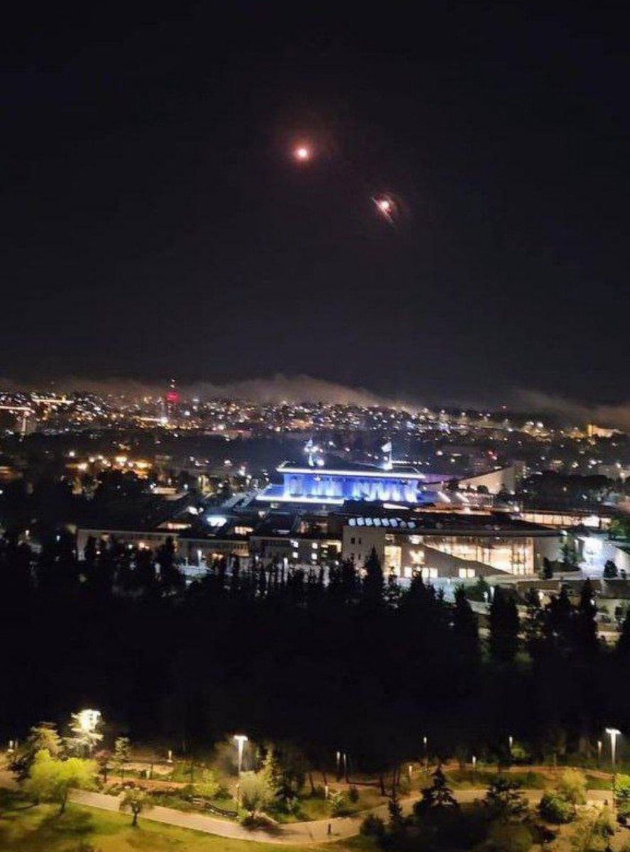 IRANIAN MISSILES OVER THE ISRAELI KNESSET A picture is worth a 1000 words