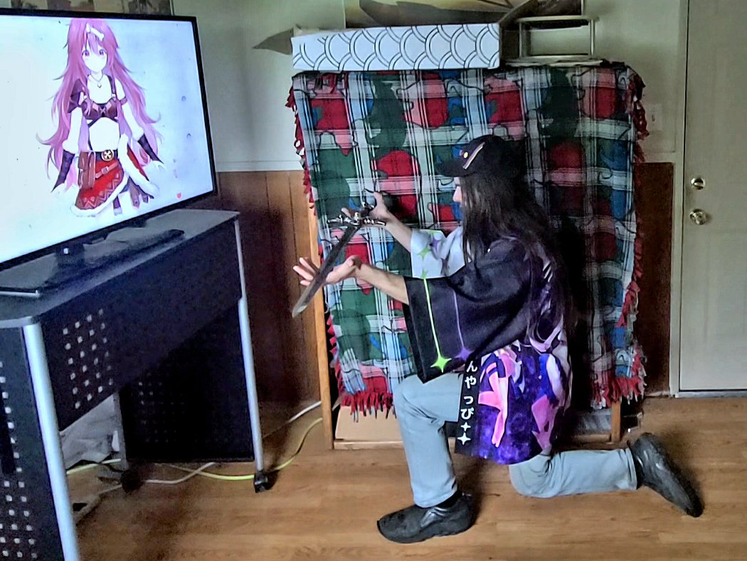 Viking Korone, I kneel You have my sword! #戌神ころね5周年