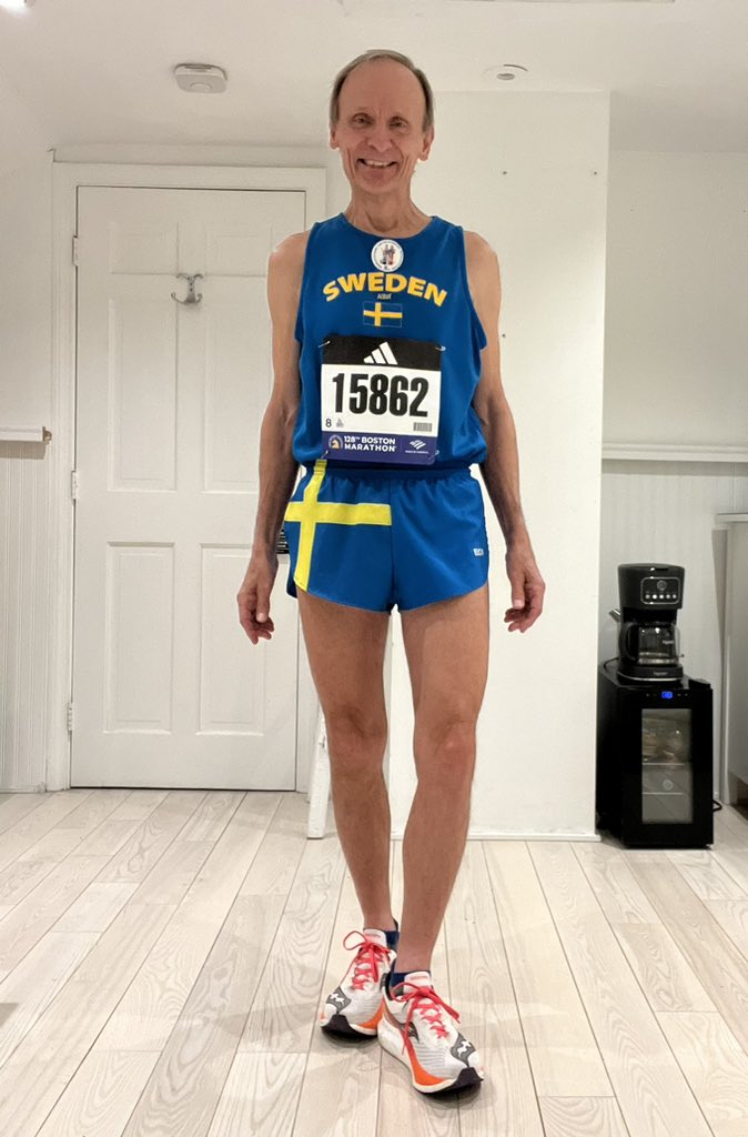 RunningManLNK's tweet image. Brian Ulvaeus is ready for race day.
Gimme! Gimme! Gimme! (A Marathon Monday)
#ABBA #ABBAVoyage #abbathemuseum #officialabbafan