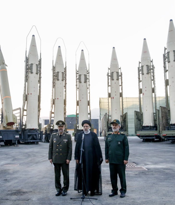 iraninarabic_ir's tweet photo. وسائل إعلام عربية: إن الرد الإيراني أدخل إيران في كتاب التاريخ وأن إيران نفذت واحدة من أروع العمليات العسكرية على الإطلاق. https://t.co/LMgD2xJXeH