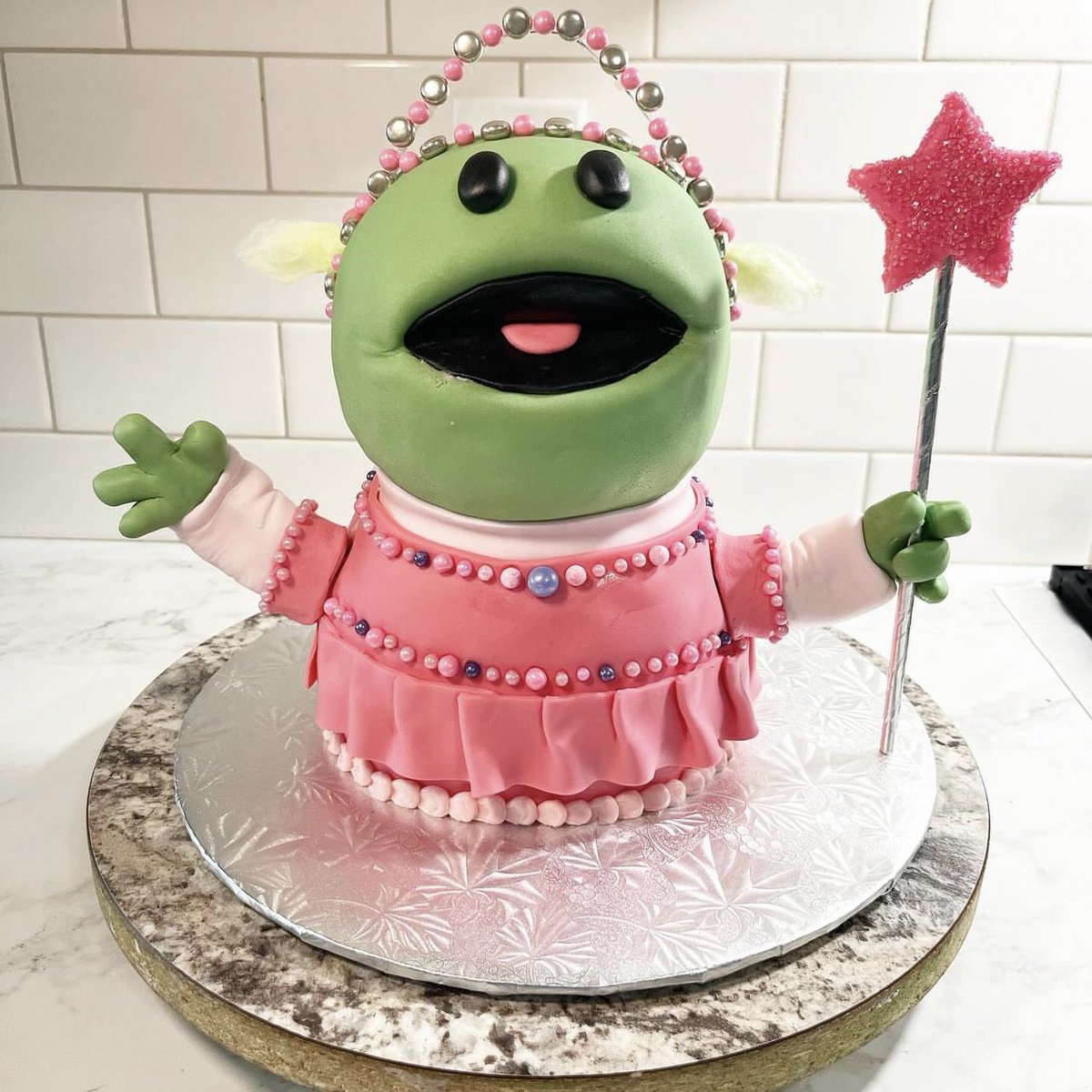 Eshakyxd tweet media