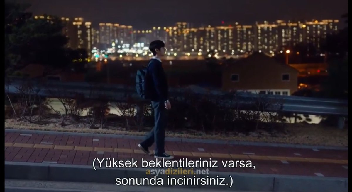 Dizi_Sevenbiri's tweet photo. Yaşadığı hayal kırıklığını o kadar hissettik ki 🥺
#LightOnMeep11 https://t.co/XOEWVDMHMr
