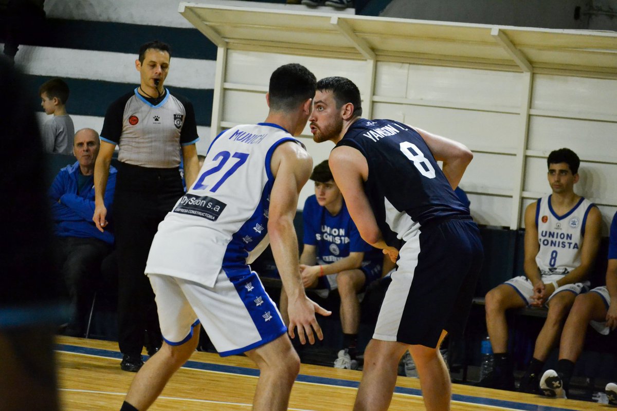 GANOOOO ATALAYA!!! Victoria del Azul 67-58 en casa para seguir por la senda de la victoria y escalar posiciones en La Liga Federal. 

#VamosAtalaya