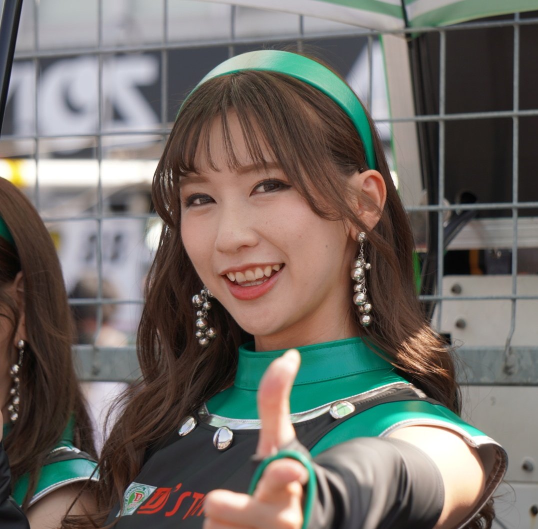 SUPER GT Rd.1 岡山 決勝日ピットウォーク D'station Racing フレッシュエンジェルズ　廣川エレナさん