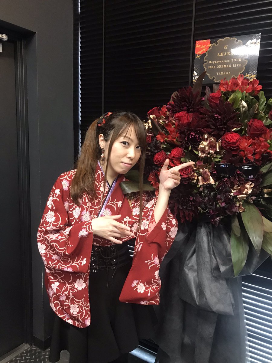 thomaster510's tweet photo. 山が好きです。
酒が好きです。

……だけど可愛いおなごは、もっと好きですっっ( *´艸`) https://t.co/Xw4LDa4J08