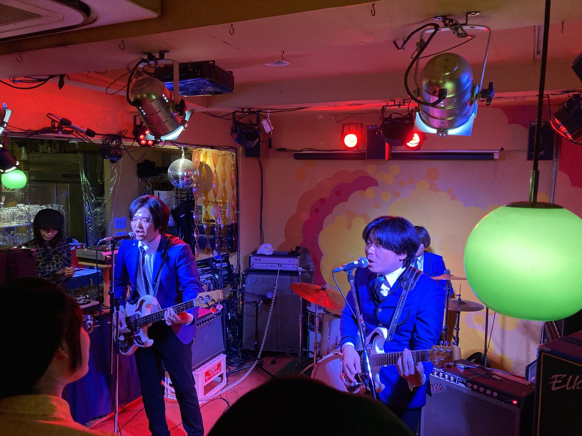 kimotokeisuke's tweet photo. 高円寺グリーンアップルにて、「BEAT FAN CLUB」観てきました。

The Carawayの新曲を聴けたり、久しぶりのSchultzや昨年末に見逃してしまったThe Clearasilsも観ることができました。

60’sを感じるバンド&amp;DJの選曲で、まるでキャバーンクラブにいるような体験でした🎶 https://t.co/nvA23HBiWr