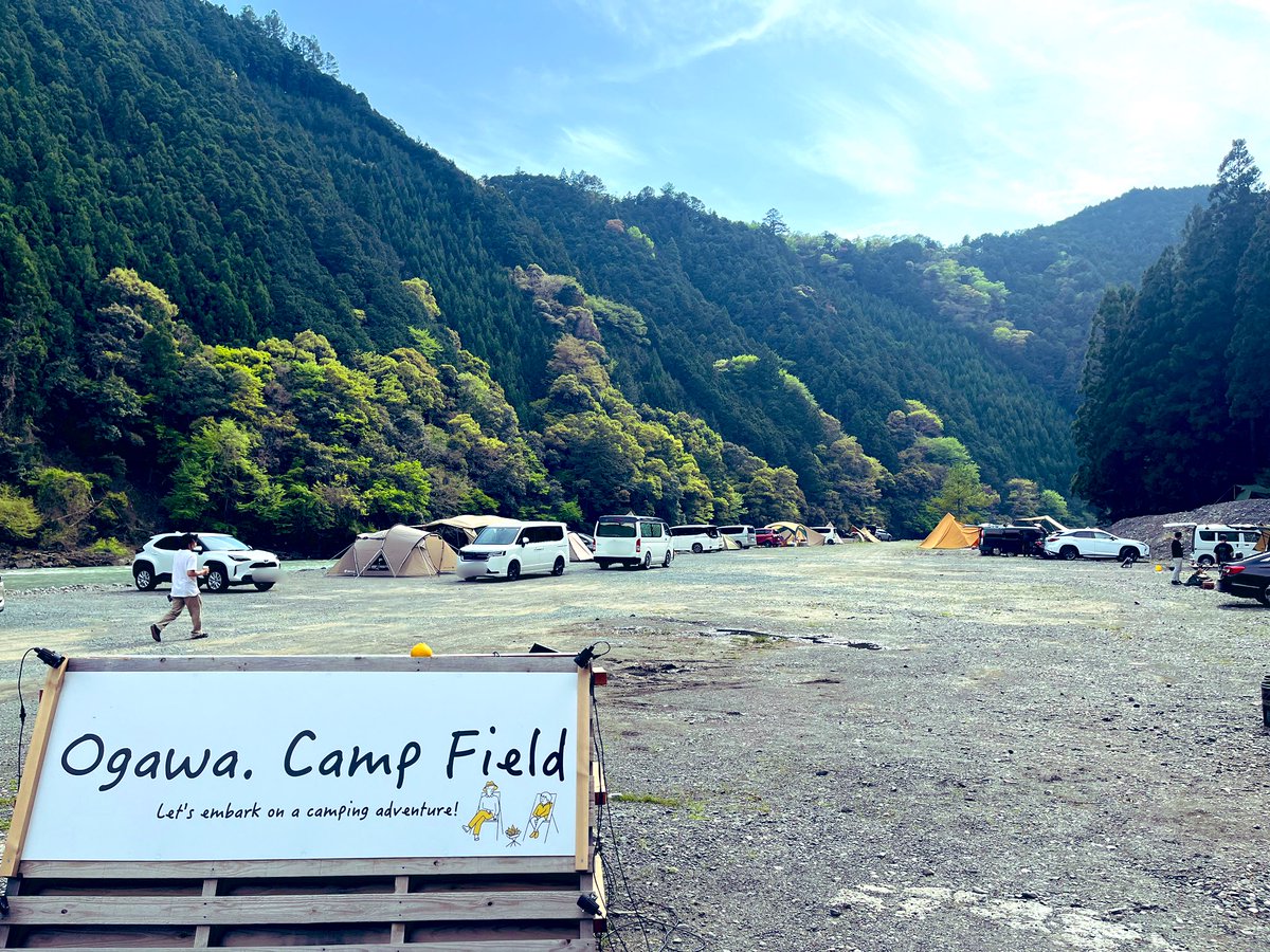 ogawano_sato's tweet photo. よく「新しいキャンプ場大丈夫？」って聞かれるのですが、おかげさまで1ヶ月後の連休初日・中日は予約でいっぱいになるぐらいにはなりました！

キャパ45張りもあるのにしゅごいです！

こんな訳わか��ないとこまで来てくれたり、キャンプ場の発信してくれるお客さんありがとうございますって感じです！