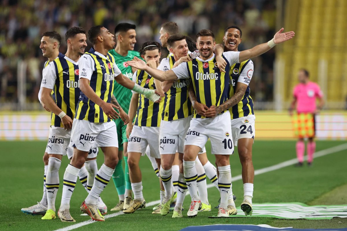 🚨 Fenerbahçemizin muhtemel ilk 11'i! 📌 Szymanski'nin yokluğunda 10 Numara'da sürpriz isim. 🔗 fenerkolik.org/k/36a