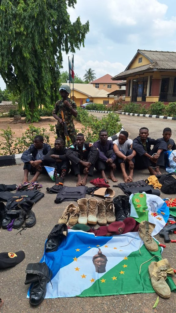 SITUATION REPORT ON INVASION OF OYO STATE SECRETARIAT AGODI This is to notify the general public that today Saturday 13 April 2024, sequel to the report of an attack on the State Secretariat Agodi, Ibadan, Oyo State, troops promptly responded to the incident and had contact with…