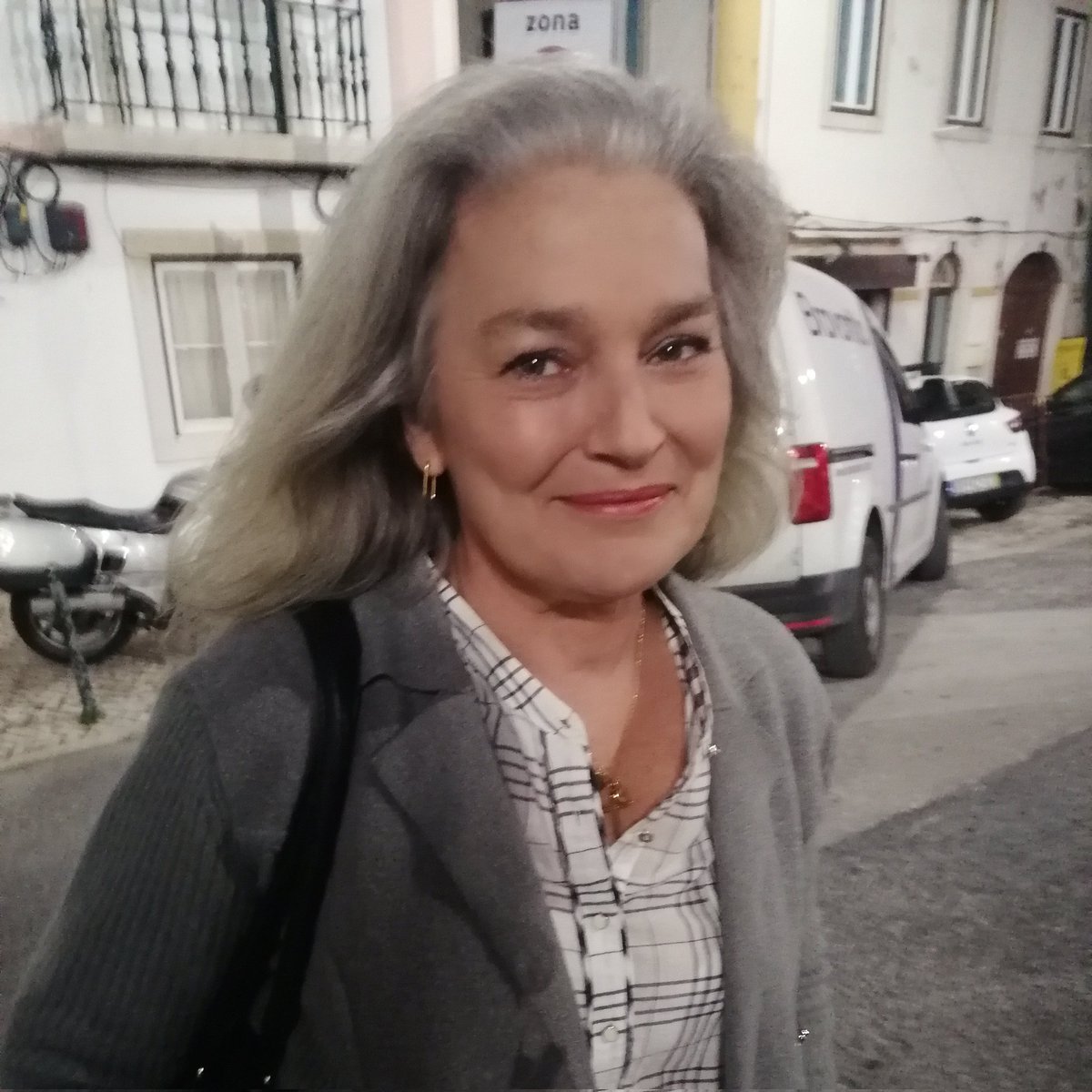 Lurdini's tweet photo. #NewProfilePic https://t.co/MDZe0p0U0E