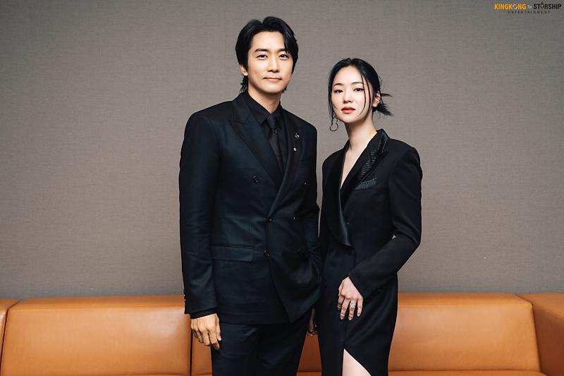 #SongSeungheon & #JeonYeobeen from KKBYSS (SSH's agency) blog☺️💗🥰
#ASEA2024 #송승헌