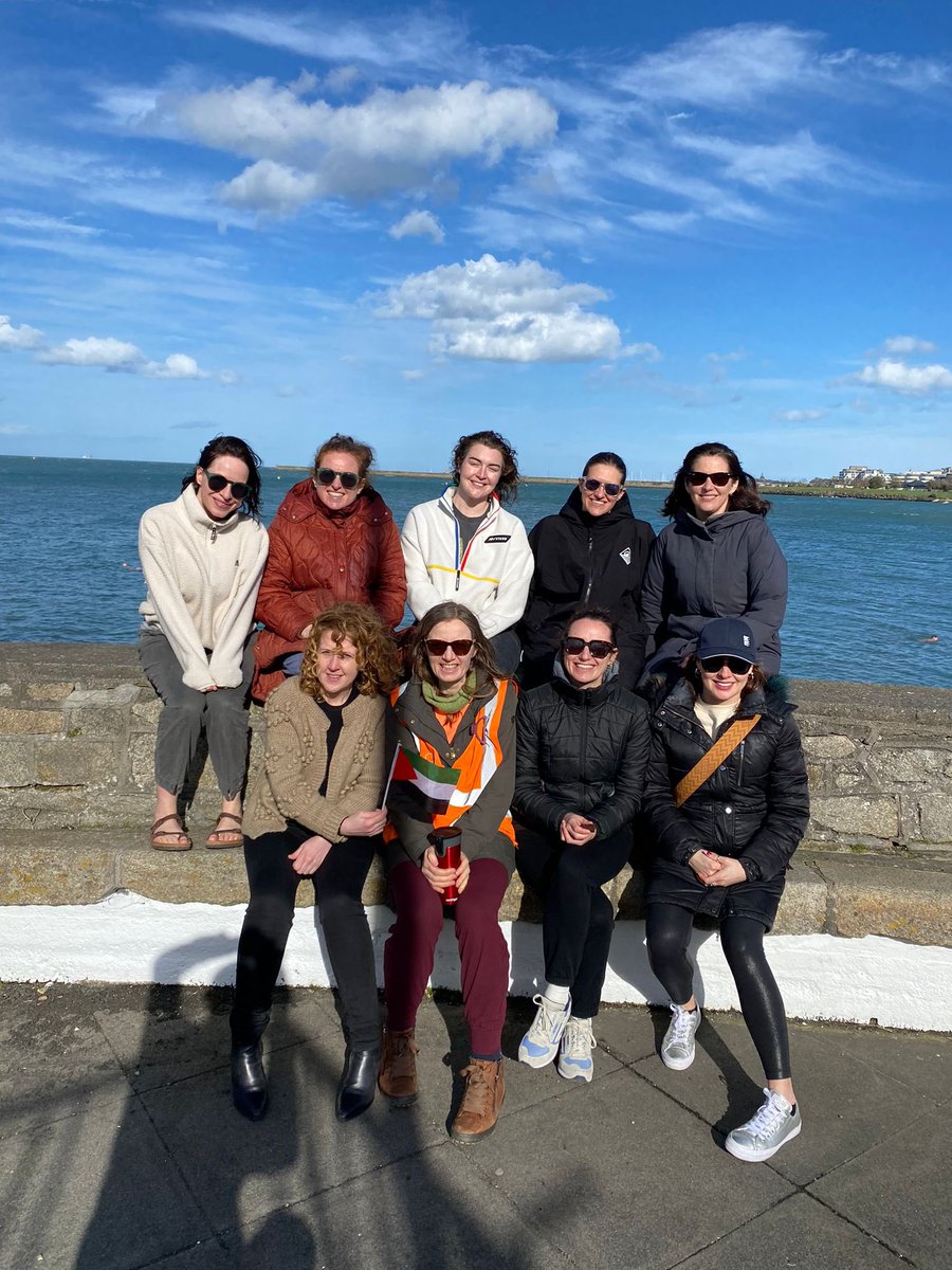 Thank you all for your generous donations to charities @MSF @trocaire which helped raise e4000. Over 40 psychologists are doing a splash for Palestine this weekend at various locations. Here is us at Seapoint yesterday. Thank you all. Hopefully aid routes open up more too🤞