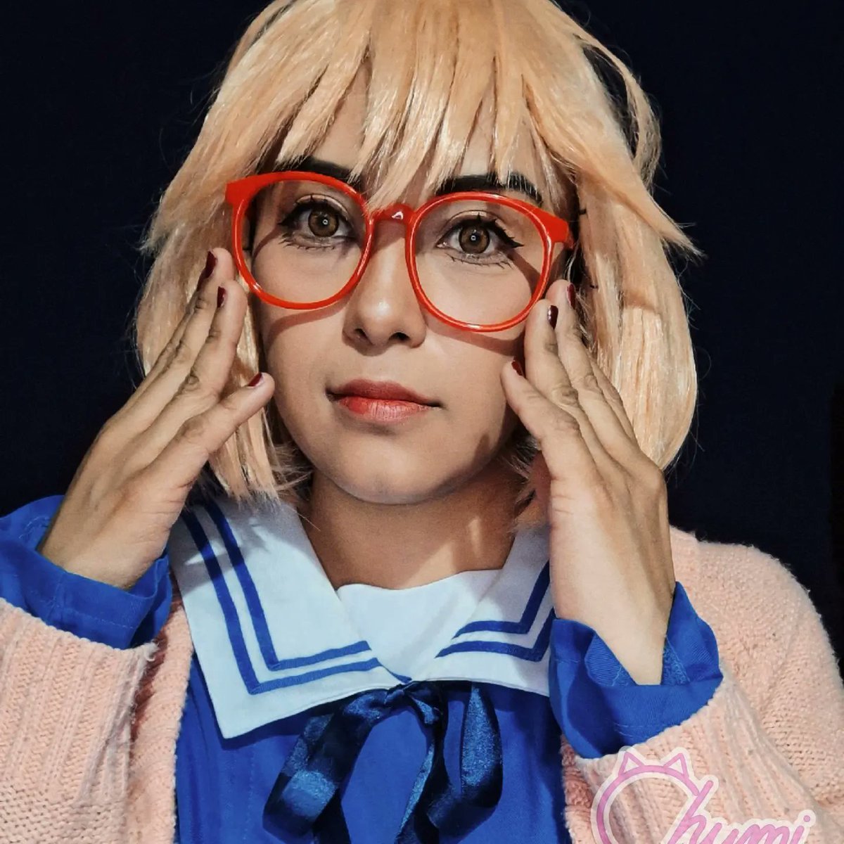 chumikitoneko's tweet photo. La única forma de describir mi figura sería: "linda, "sin desarrollar", o "amable".

#miraikuriyama #kyoukainokanata https://t.co/ghnkyiRpDH