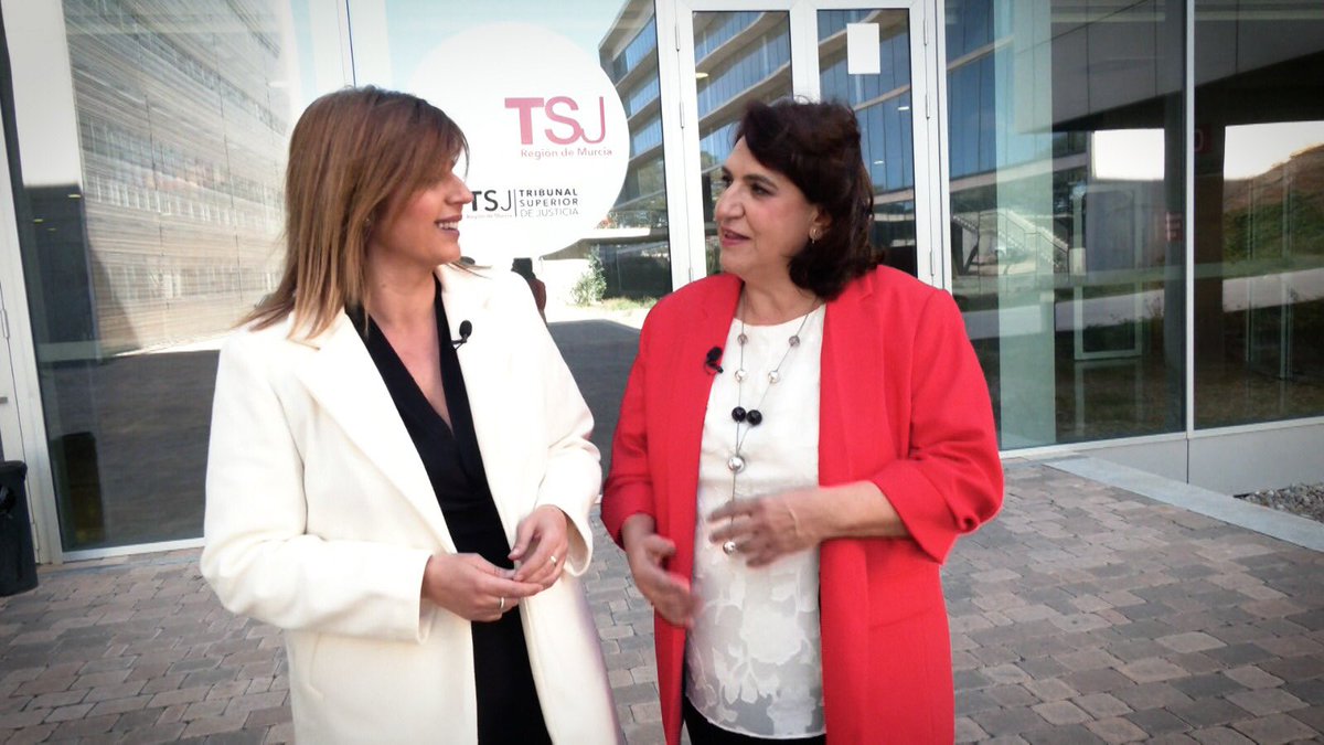CorazonSolid's tweet photo. ¿Conoces la #Umim ?

La Unidad de Mediación Intrajudicial del TSJ de Murcia está formada por mediadores altruistas 

Median en los conflictos judicializados para evitar llegar a juicio

Conoce su labor hoy en #CorazónSolidario a las 10’50h en @la7tele con @MaraJosOrtizTV https://t.co/YbVKXlZE7Q