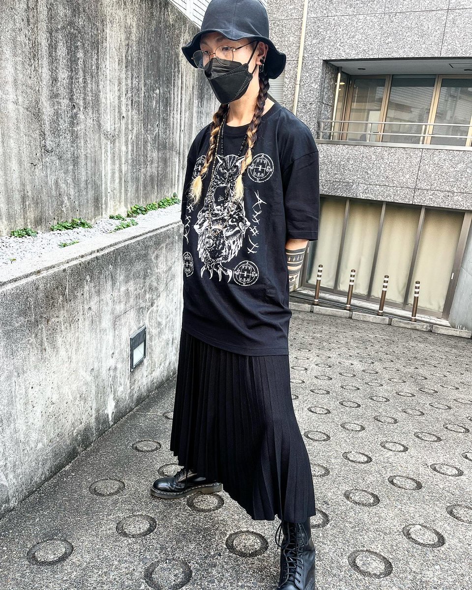 make_a_chaos's tweet photo. 👿🦉AMON Tシャツ🦉👿
フクロウの頭と狼の胴と前足、蛇の尾を持つ姿の悪魔、AMONをデザインしたTシャツです。
デザインフェスタ59、B-334にて販売予定です。
販売価格¥5000
#makeachaos #devil #gothic #tshirt #designfesta #悪魔 #ゴシック #tシャツ #デザフェス #デザインフェスタ59 https://t.co/t1Cbv83eYY