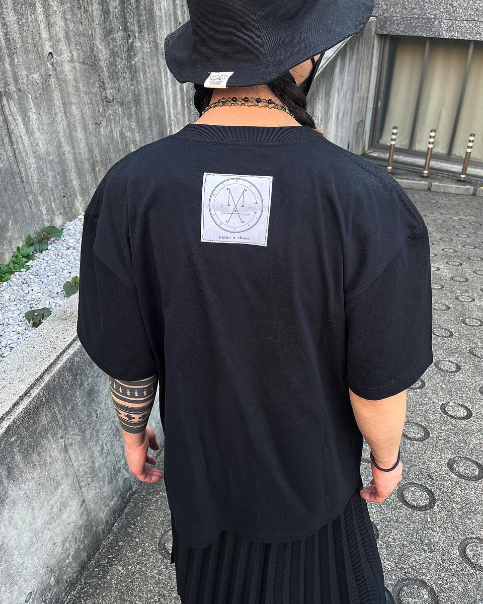 make_a_chaos's tweet photo. 👿🦉AMON Tシャツ🦉👿
フクロウの頭と狼の胴と前足、蛇の尾を持つ姿の悪魔、AMONをデザインしたTシャツです。
デザインフェスタ59、B-334にて販売予定です。
販売価格¥5000
#makeachaos #devil #gothic #tshirt #designfesta #悪魔 #ゴシック #tシャツ #デザフェス #デザインフェスタ59 https://t.co/t1Cbv83eYY