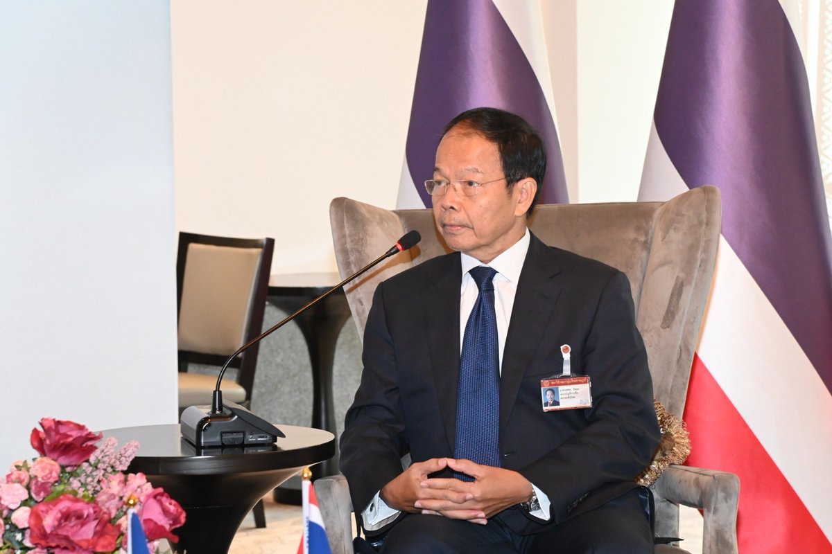 นพดล เชื่อเป็นข่าวดีที่อิหร่านประกาศยุติโจมตีอิสราเอลด้วยโดรนและขีปนาวุธ ห่วงคนไทยในอิสราเอล ขอฟังคำเตือนของทางการและสถานทูตอย่างเคร่งครัด

นายนพดล ปัทมะ ประธานคณะกรรมาธิการการต่างประเทศ