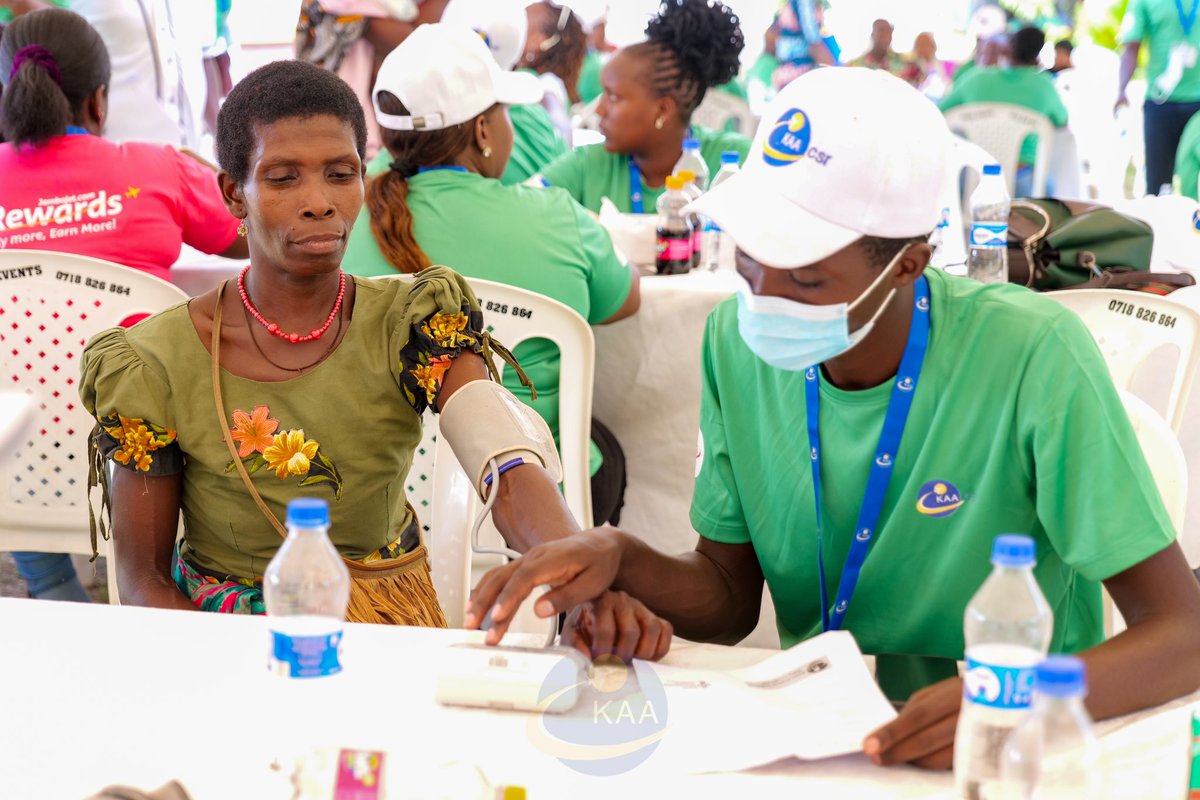 KenyaAirports's tweet photo. The 8th Edition of the #KAAMedicalCamp wrapped up yesterday with 837 patients receiving care in Kilifi. Kudos to @materkenya surgical team for performing 26 major surgeries. Excited to announce that 3 cardiac patients were identified & will benefit from the #MaterHeartRun Program https://t.co/QnZAJcqDjJ