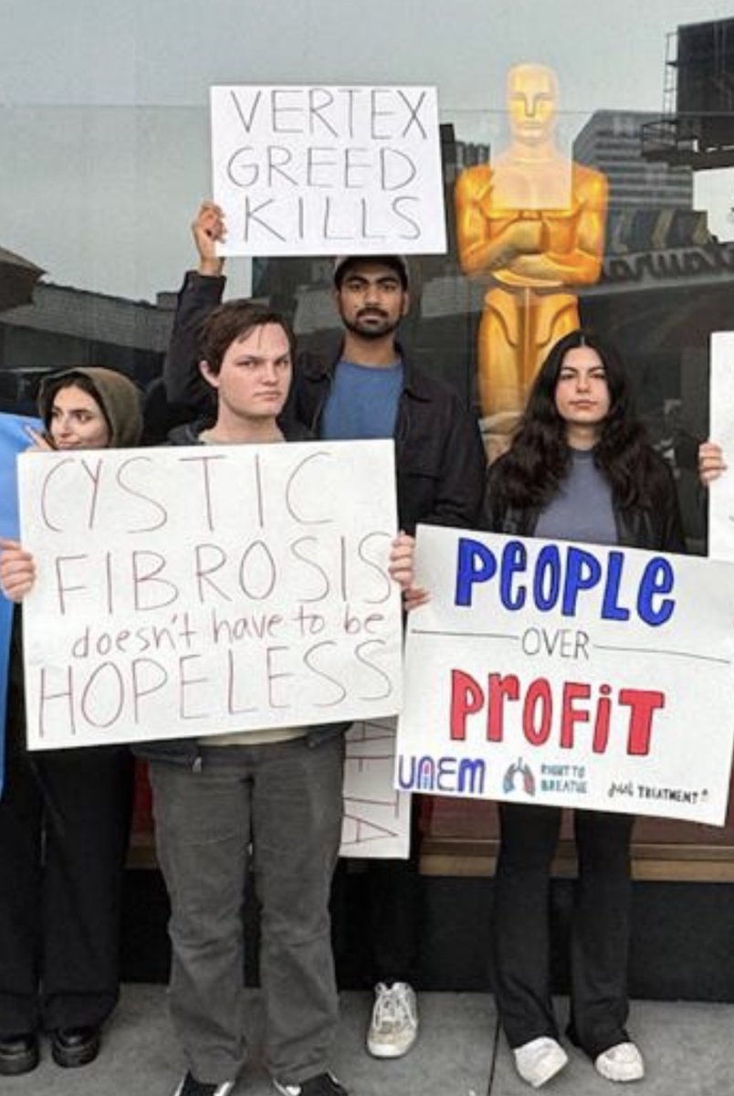Brilliant to see @uaem supporting our calls for global access to @VertexPharma’s lifesaving #CysticFibrosis drugs. Lifesaving drugs should never be a luxury for the few. 💊🌍 #RightToBreathe #Trikafta4All