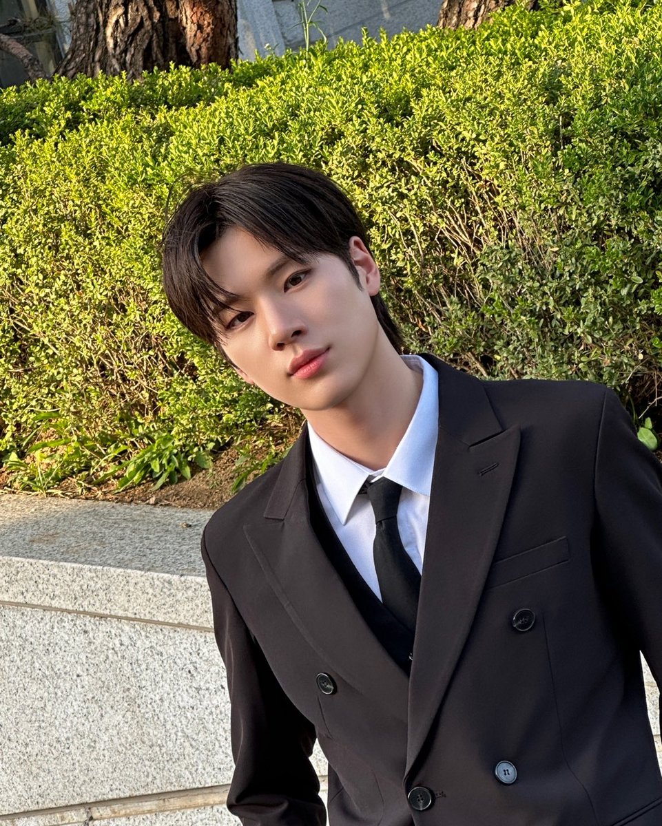 MEMBERS_8TURN's tweet photo. [#윤성]
☘️🖤

#8TURN #에잇턴 #エイトターン 
#YOONSUNG #ユンソン https://t.co/oxE4p5rF51