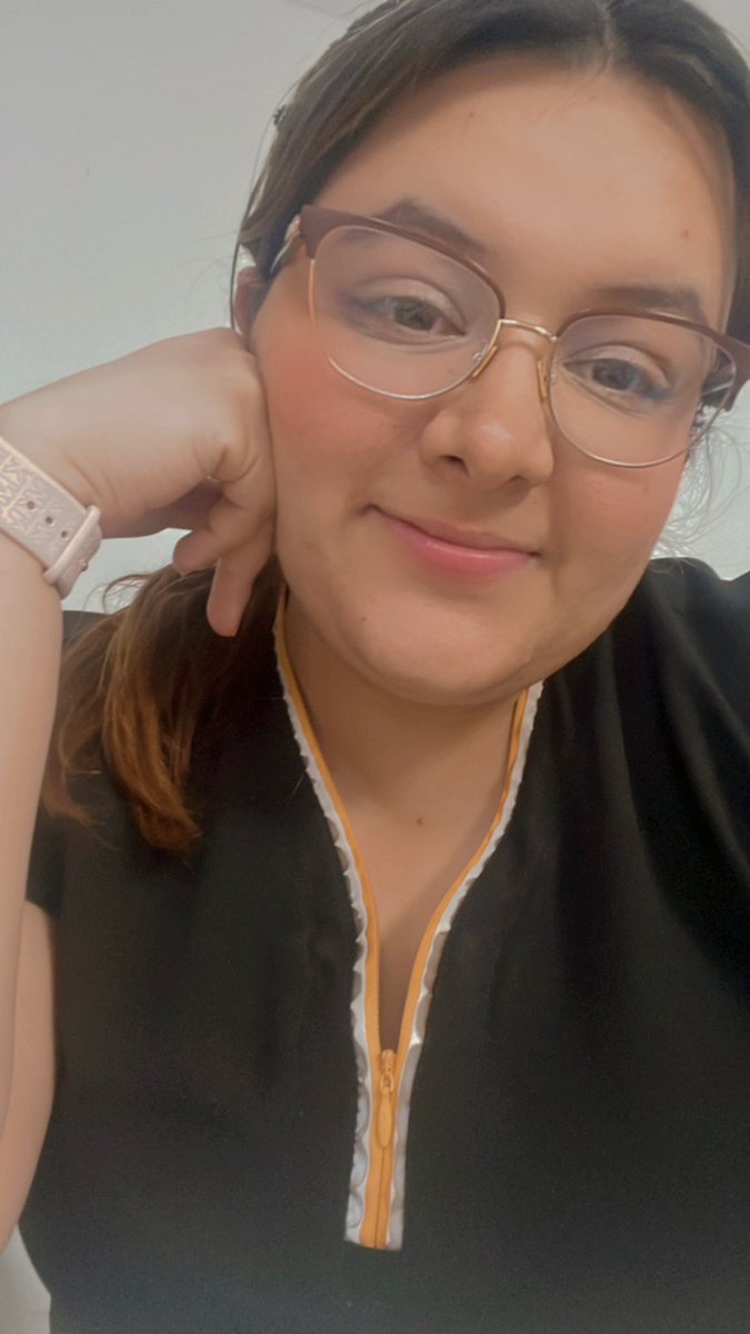 taniamb93's tweet photo. Es obvio que no íbamos a funcionar tú eres feliz pasando tus fines de semana embriagándote y yo soy feliz pasando los fines de semana salvando vidas 
👩🏻‍⚕️🏥🫀🫁🧠🩺 https://t.co/9s22eAVFjI