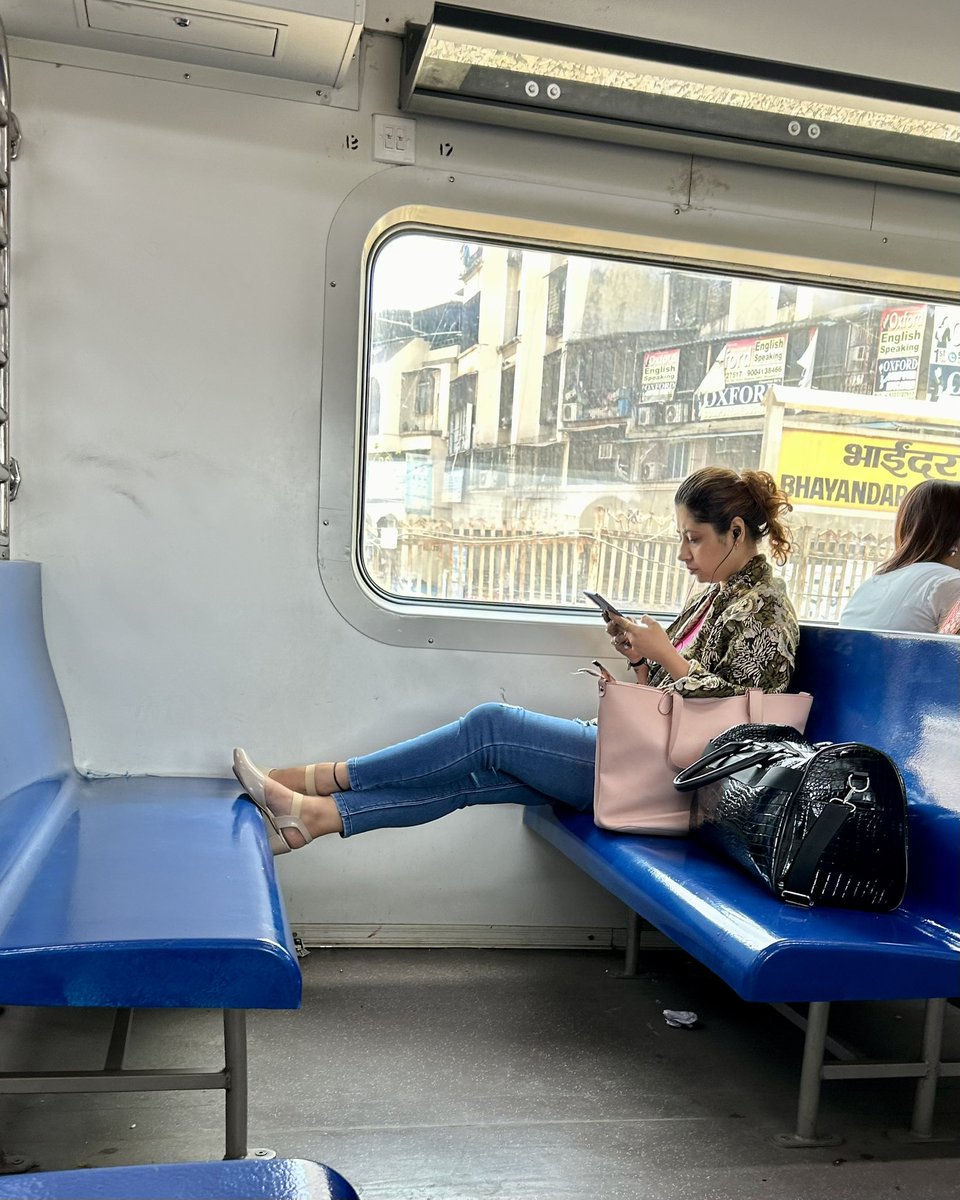 JustB_U's tweet photo. .@WesternRly why people lack empathy? Someone else will sit there, but I actually don’t care about #othersoul https://t.co/ABB74LLImX