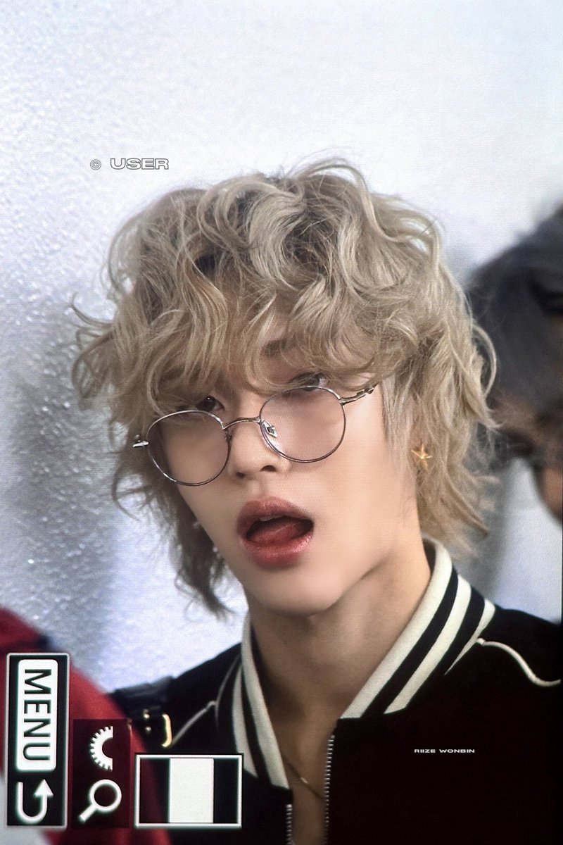 키키 tweet media