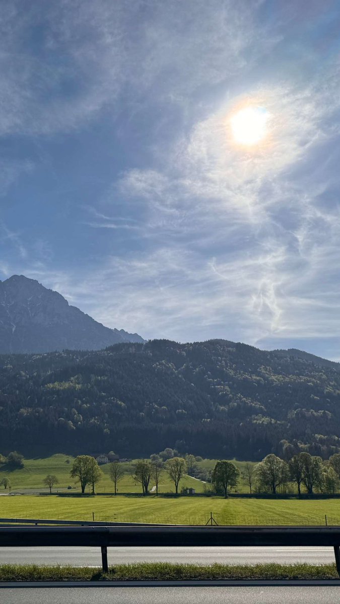 iOmdah's tweet photo. mid-April mid-day southern german autobahn scenery https://t.co/xM3OJEZTQH