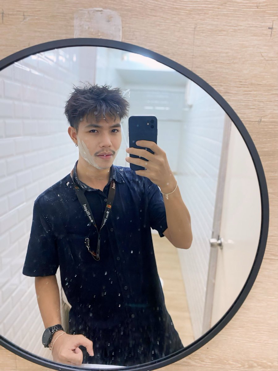 her_her35's tweet photo. ขอนเเก่นของเเทร่ #ขอนเเก่น https://t.co/BLAY7EePMa
