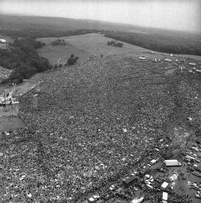 Crowd at Woodstock 1969