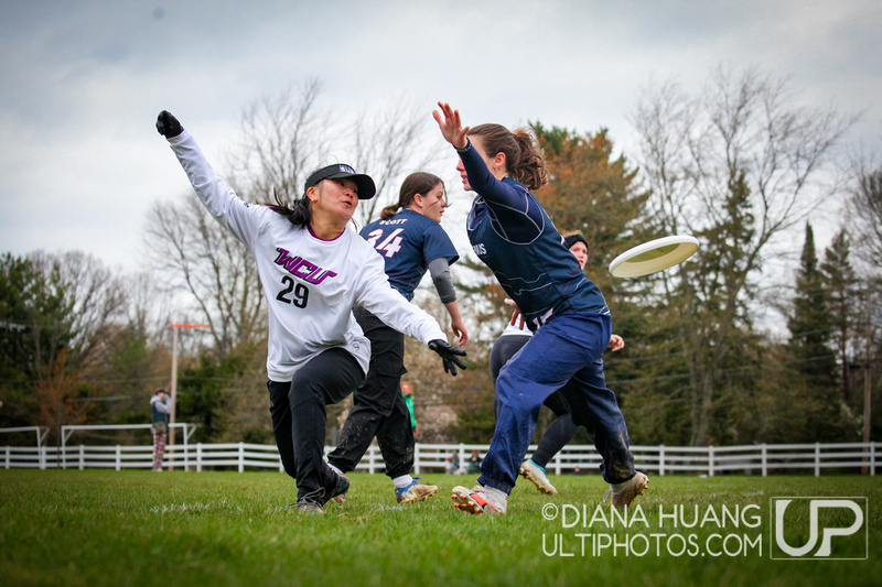 Saturday Highlights from Pennsylvania D-I Women's College Conferences 2024 are UP ⬆️💥 Check them out at ultiphotos.com/usau/college/d… 📸 Photos by Diana Huang @templeultimatew