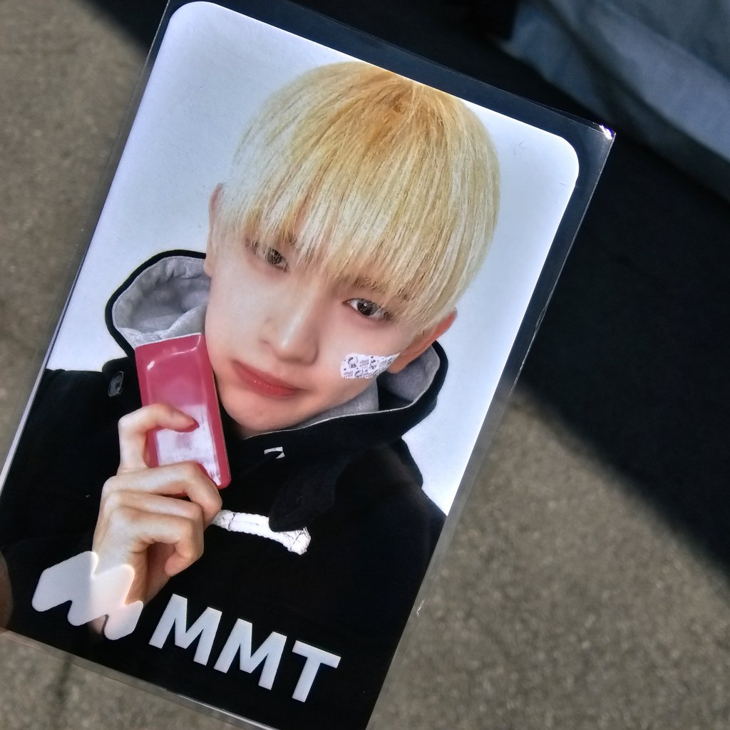 C4oH56O2's tweet image. 템페스트 막콘 MMT 포토카드 이의웅♡