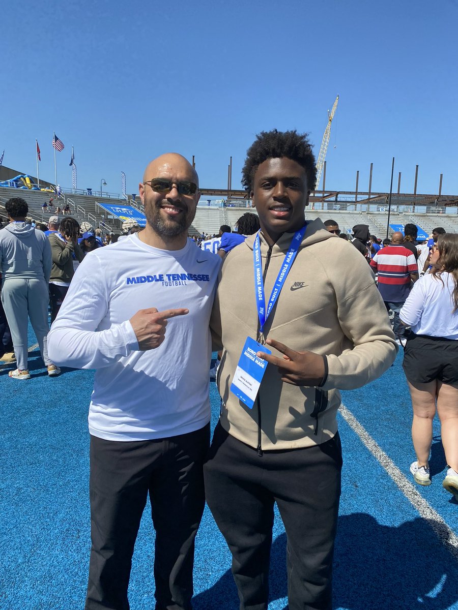 Just had an awesome time at the Middle Tennessee State University Spring Game! Got a chance to see fellow husky @kelly_omari ball out! Go Blue! 🏈 @CoachCwill @CalvinLowry @CoachDerekMason @MTFB_Recruiting @trainerfromhell @HuskyFast