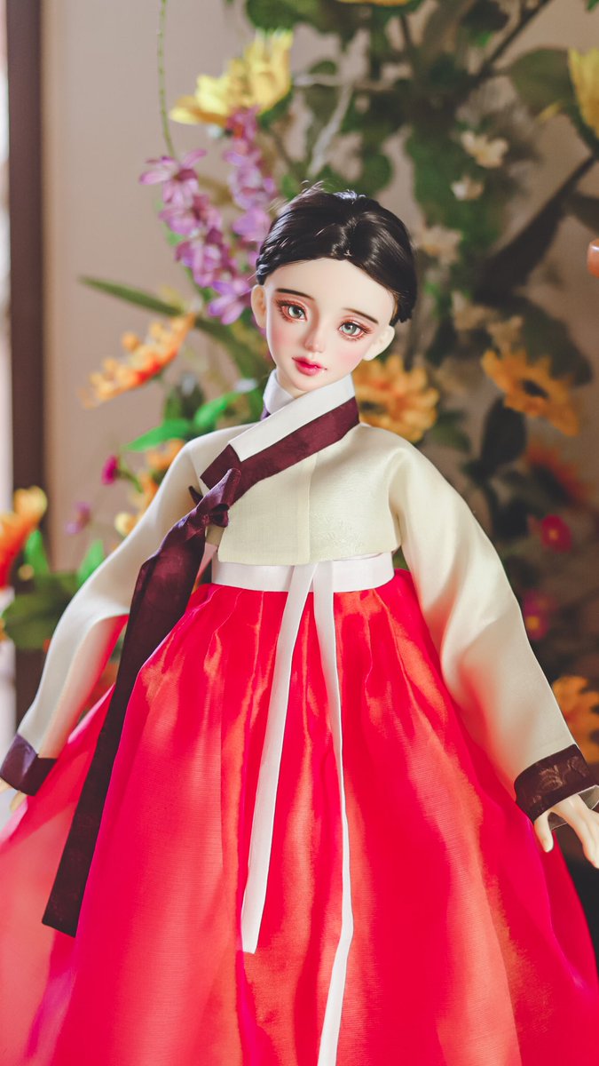 우렁한복집(<a href="/uleonghanbok/">우렁한복집</a>) 이벤트로 받은 한복이에요~🥰💕
색이 정말 곱고 한복의 단아해요

조만간 야외에서 전신후기 남겨볼게요
좋은 이벤트 감사합니다😘🩷🩷