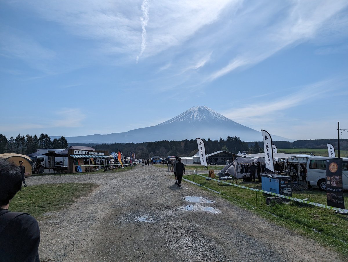 ashbystea's tweet photo. 天気に恵まれ、最高のロケーションの中おいしい空気に美味しい紅茶を楽しんでいただけました。
どれが飴になるか楽しみです。
#kmix #goout #紅茶 #グッティ #goodtea https://t.co/pgClz99bLY