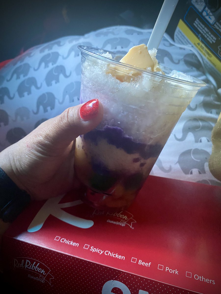 Craving some Halo Halo today. Itch. Scratched. #halohalo #filipinofood #yummy #redribbon