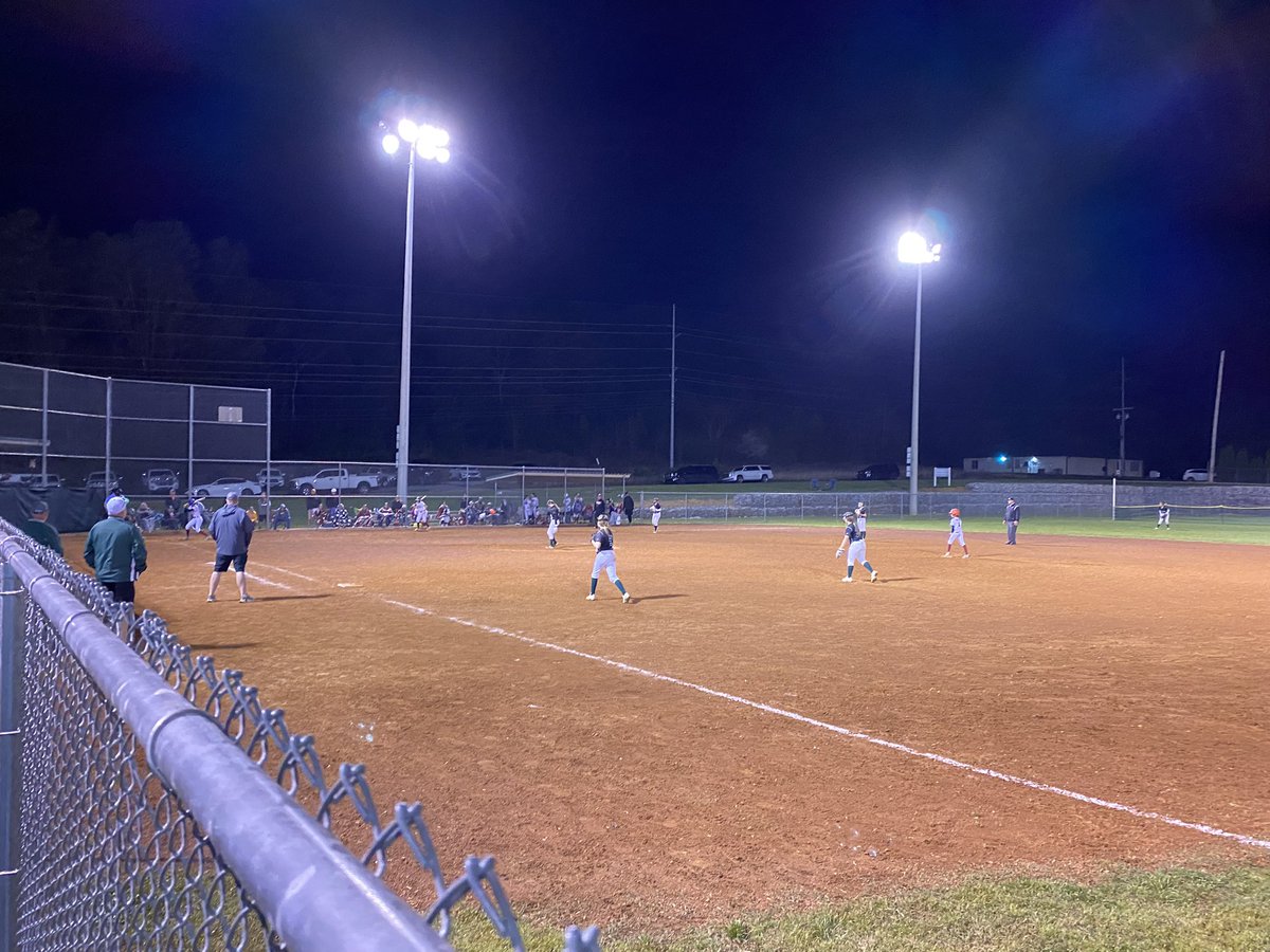 jandkpalmer3's tweet photo. Great job NGMS Lady Huskies softball! Champions! 🥎 https://t.co/Kof4b79dTZ