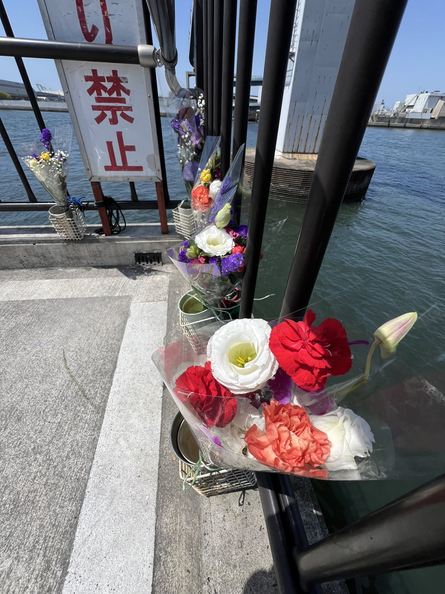 矢島祥子　 　バラ 矢島祥子 バラ 大阪・釜ケ崎で亡くなり15年、路上生活者を支えた女性