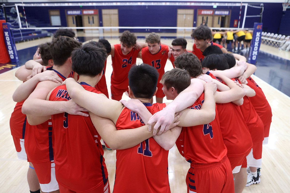 KLaffGerber's tweet photo. Kokomo High School's boys volleyball team played their first-ever home game against Fort Wayne Snider on Friday, April 12, 2024. The Kats lost to the Panthers 3-1. Boys volleyball is categorized as an emerging sport by the IHSAA.

More photos: https://t.co/RjUArSiRGs https://t.co/2Nq4XBFiPx