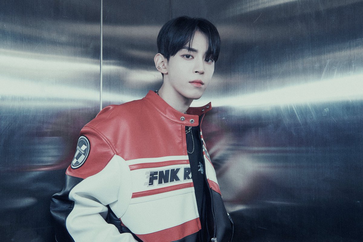 CUBE_NOWZ's tweet photo. NOWADAYS Debut Trailer : D-Day - Behind The Scenes

#NOWADAYS #나우어데이즈
#현빈 #HYEONBIN https://t.co/om6XfKo8nf