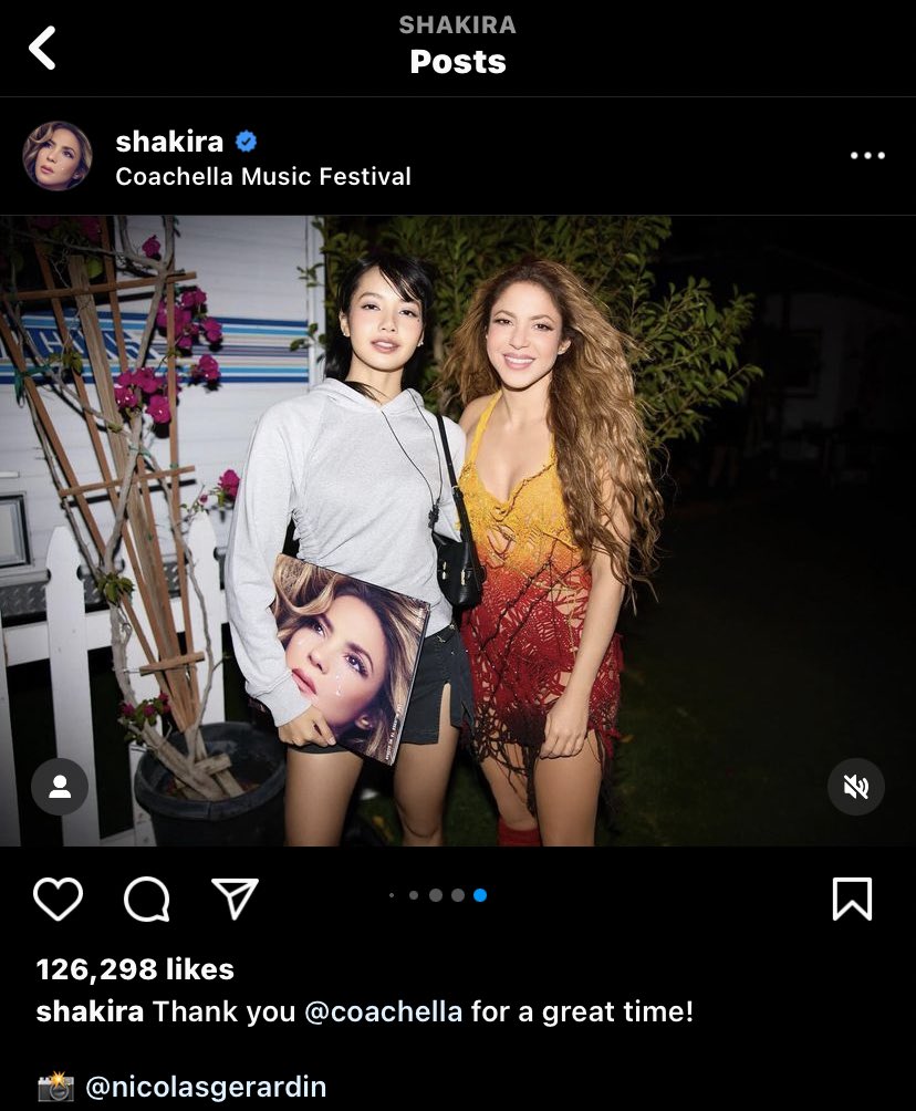 LISA AND SHAKIRA?!?!?!?

LISA DEBUTING ON SHAKIRA’sACC?!?!?!

Goodmorning to me🤤🤤

#LISA #LALISA #LLOUD 
#Coachella     #Coachella2024