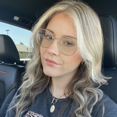 KatyDeLane's tweet photo. #NewProfilePic https://t.co/N5t7WLlu9V