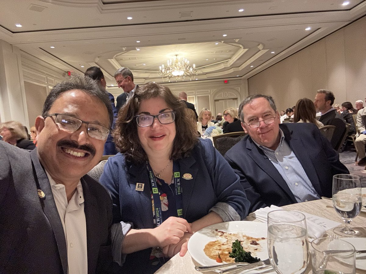 DC Diaries: Nice to be seated w fellow board member @PamelaWoodardp & who is also the incoming President of @RadiologyACR & her husband at the board dinner @RitzCarlton